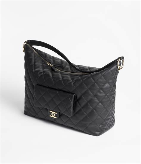 chanel hobo maxi